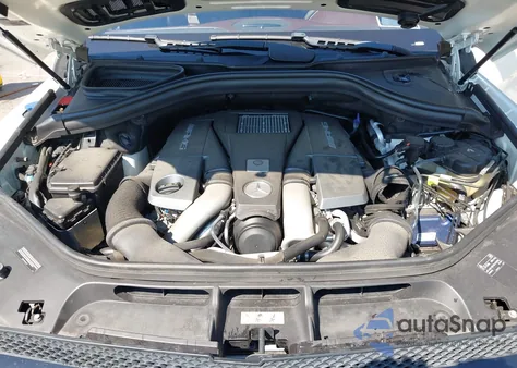 2015 Mercedes-Benz Gl 63 Amg 4Matic z USA, uszkodzony, nr VIN 4JGDF7EE9FA534755